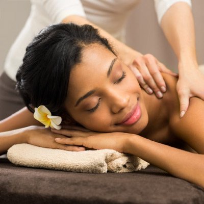 Relaxing massage in Canterbury at beauty salon