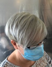 Grey-hair-at-Blakes